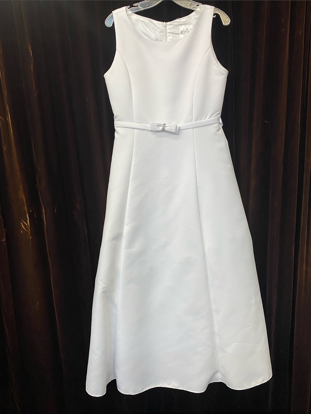 New Without Tag White Satin Sleeveless A-Line Dress with Bow Waist